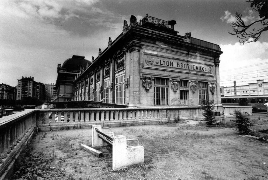 La gare des Brotteaux avant travaux, désaffectée | Source Bibliothèque Municipale de Lyon
