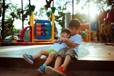 Faire garder vos enfants à Lyon sans stress c'est possible !